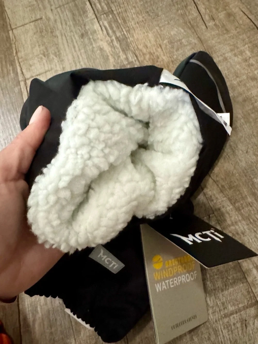 NWT MCTi Kids Winter Gloves Waterproof Windproof Insulated Black Kids-19